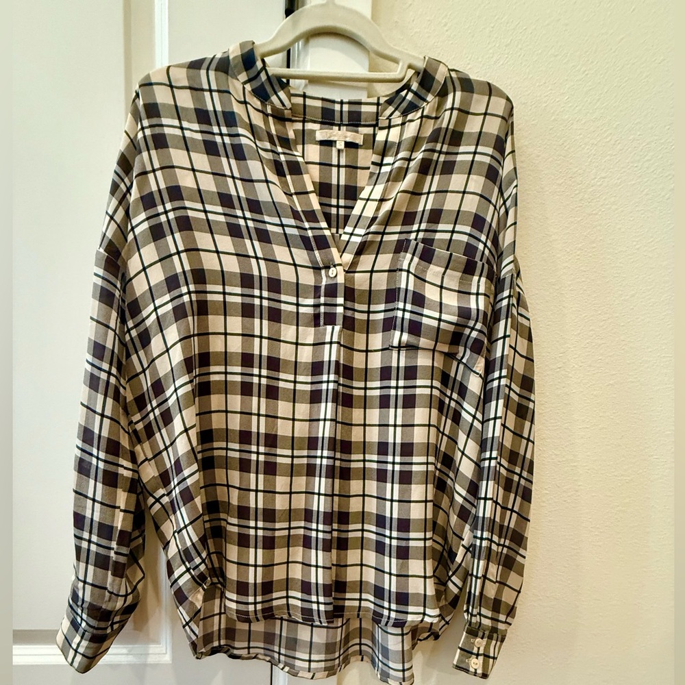 100% Silk Top - S fits like M